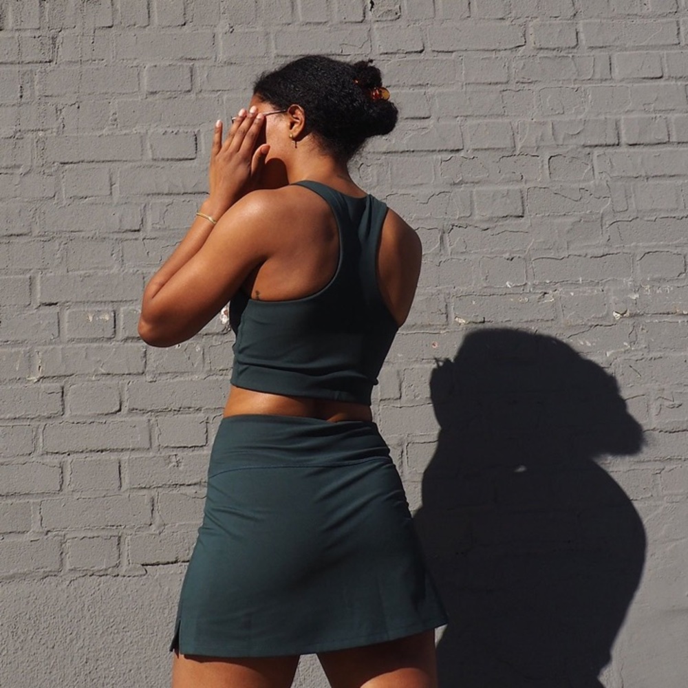 GIRLFRIEND COLLECTIVE MOSS SKORT SIZE L